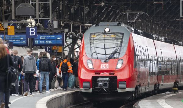 Цену билета Deutschland для проезда по всей Германии оставили на уровне 49 евро